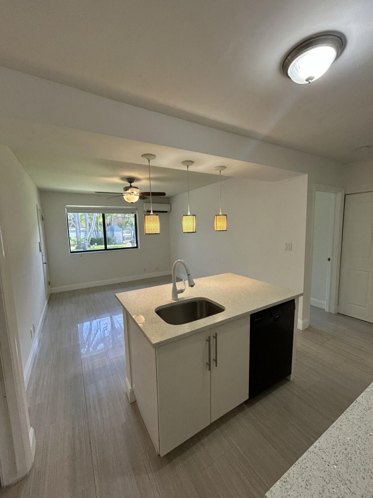 914 NE 15th Avenue, Unit 2, Fort Lauderdale, FL 33304 Photo