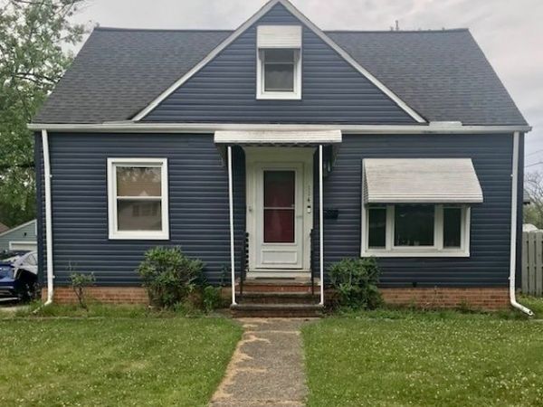 114 Avalon Drive, Bedford, OH 44146