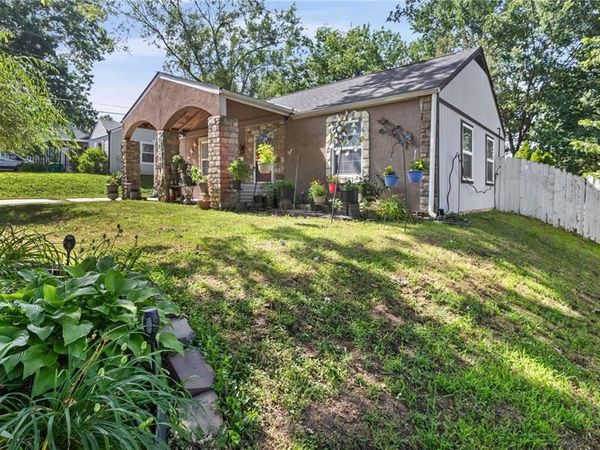 5010 Harmony Drive, Kansas City, KS 66106