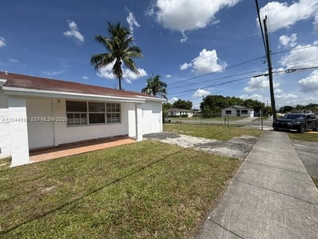 2115 SW 50th Ave, West Park, FL 33023 Photo