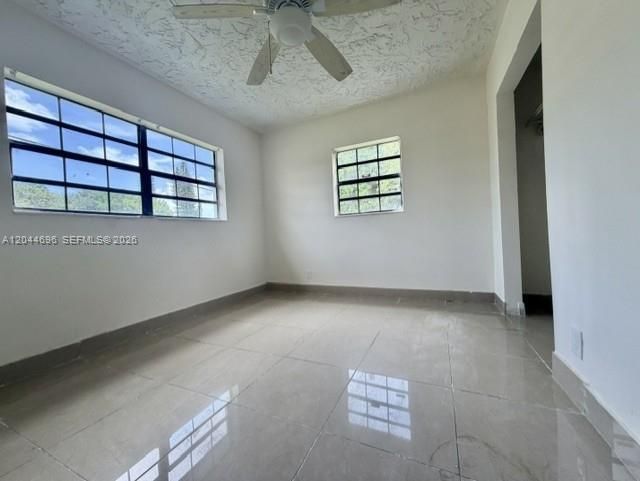 2115 SW 50th Ave, West Park, FL 33023 Photo