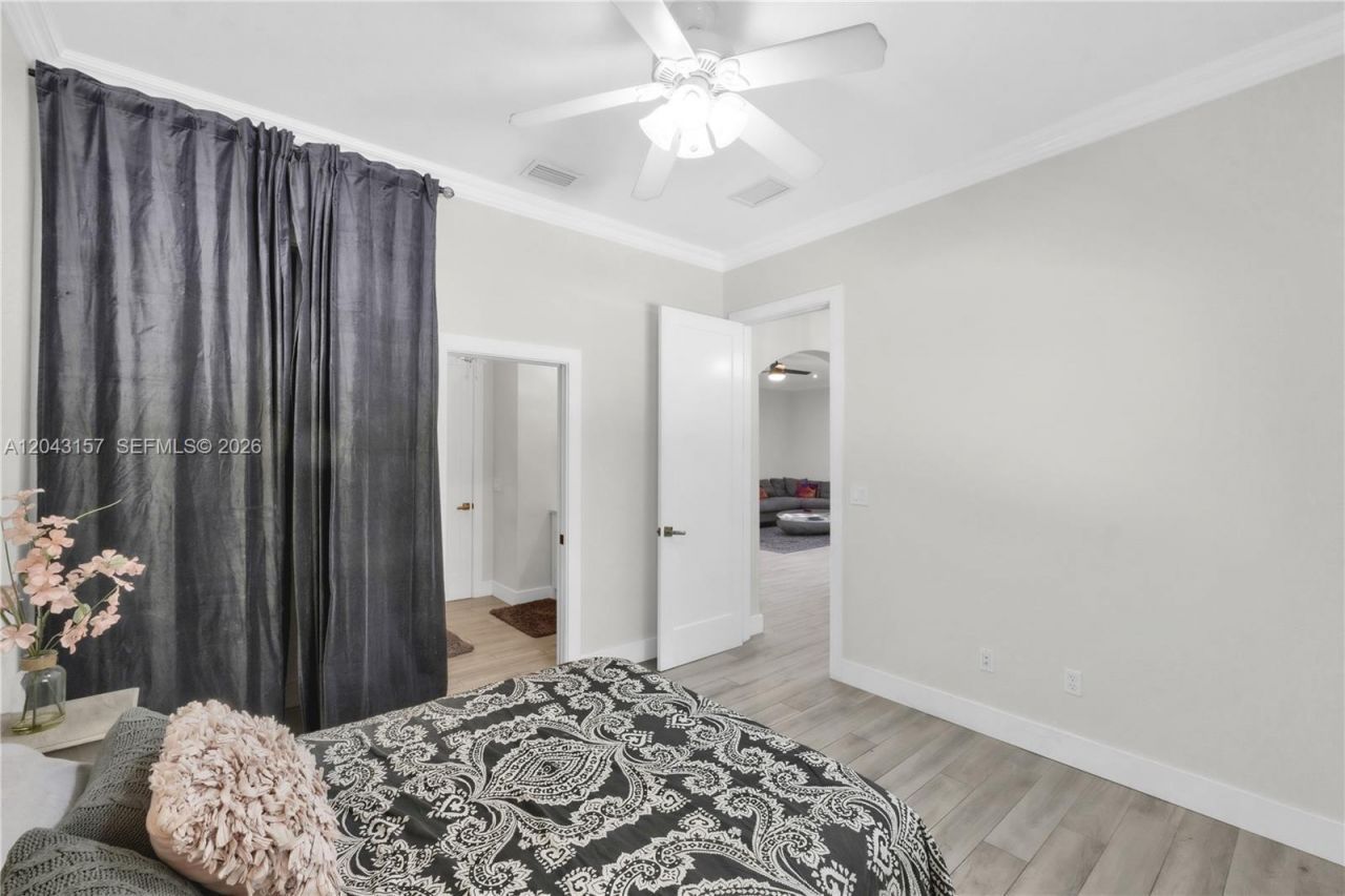 720 S Old Nob Hill Rd , Plantation, FL 33324 Photo