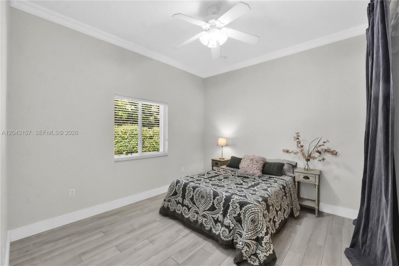 720 S Old Nob Hill Rd , Plantation, FL 33324 Photo