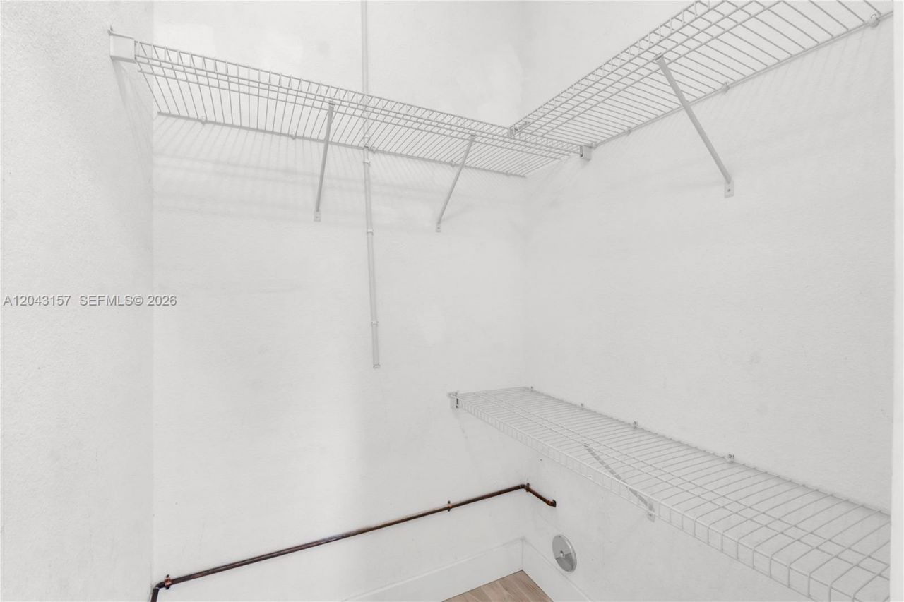 720 S Old Nob Hill Rd , Plantation, FL 33324 Photo