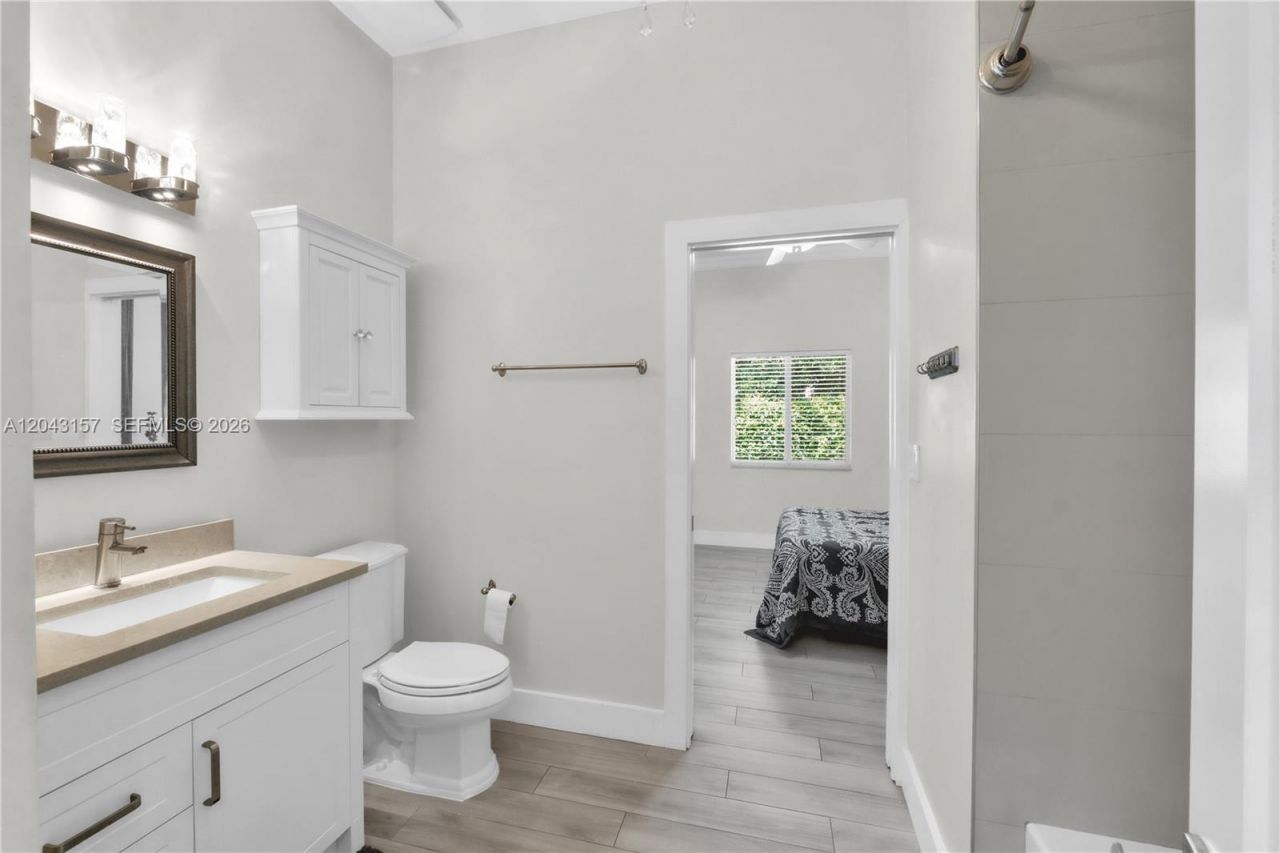 720 S Old Nob Hill Rd , Plantation, FL 33324 Photo