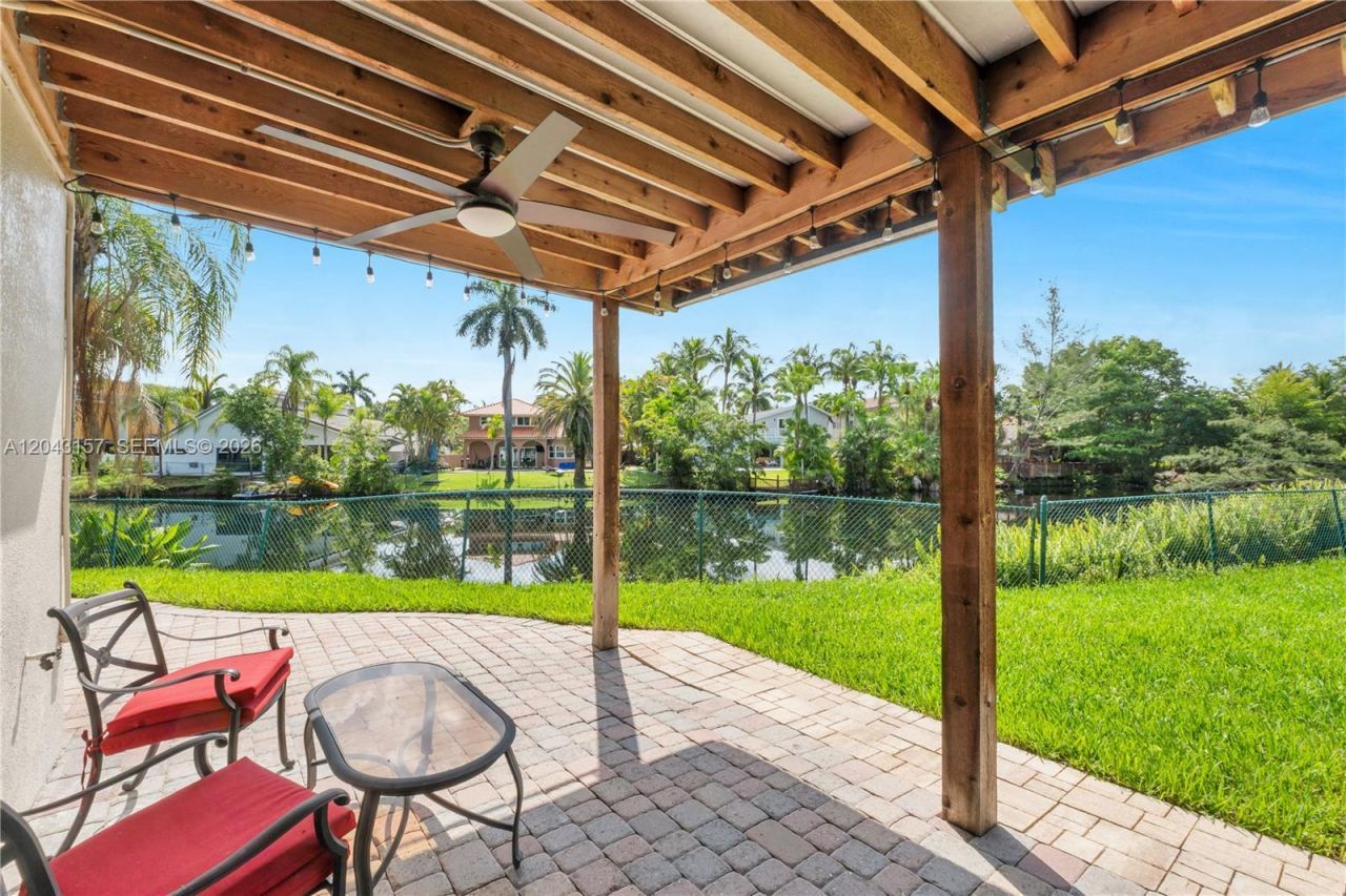720 S Old Nob Hill Rd , Plantation, FL 33324 Photo