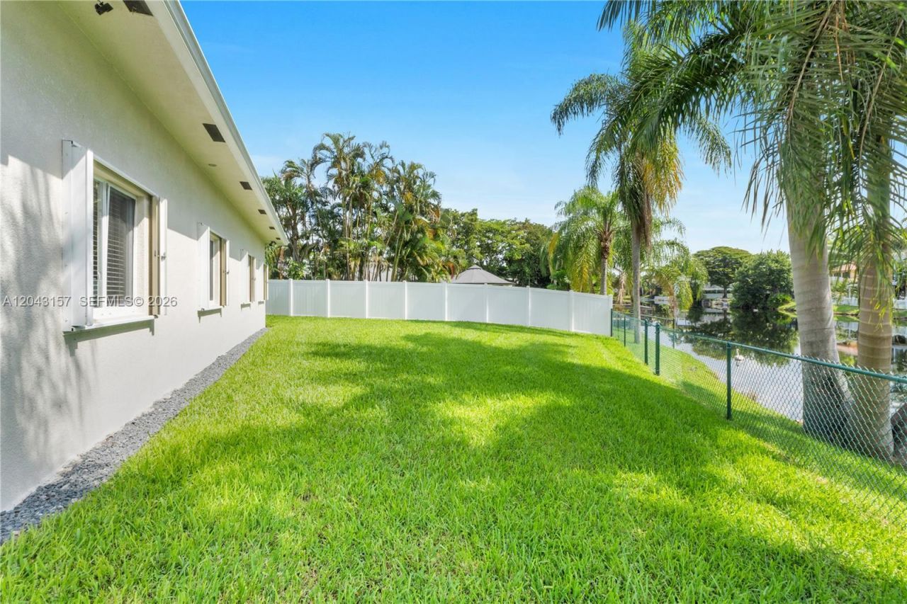720 S Old Nob Hill Rd , Plantation, FL 33324 Photo