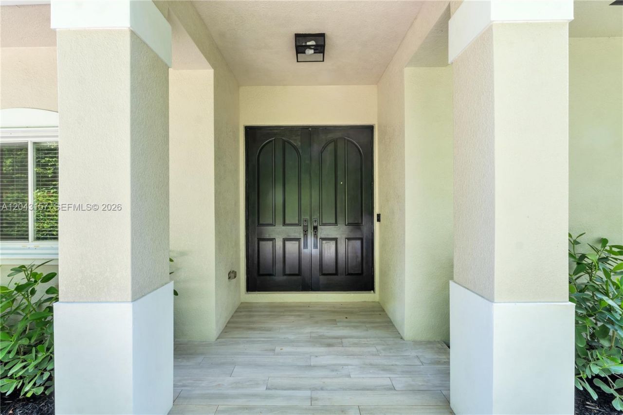 720 S Old Nob Hill Rd, Plantation, FL 33324 Photo