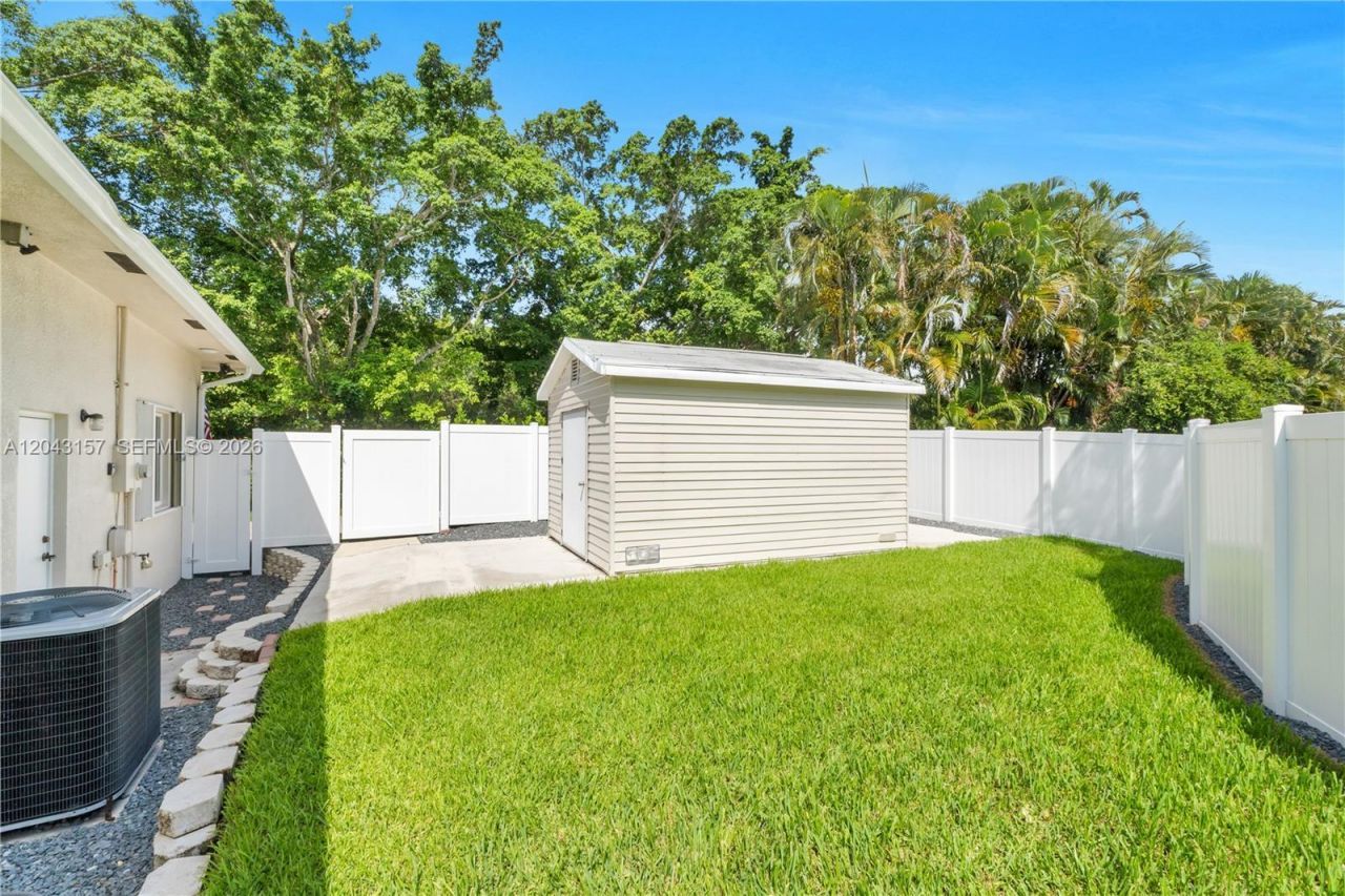720 S Old Nob Hill Rd , Plantation, FL 33324 Photo
