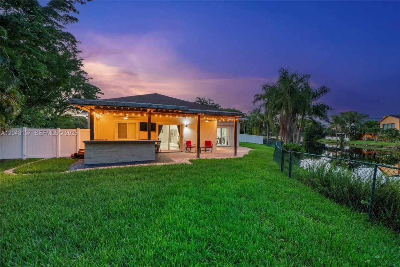 720 S Old Nob Hill Rd, Plantation, FL 33324 Photo
