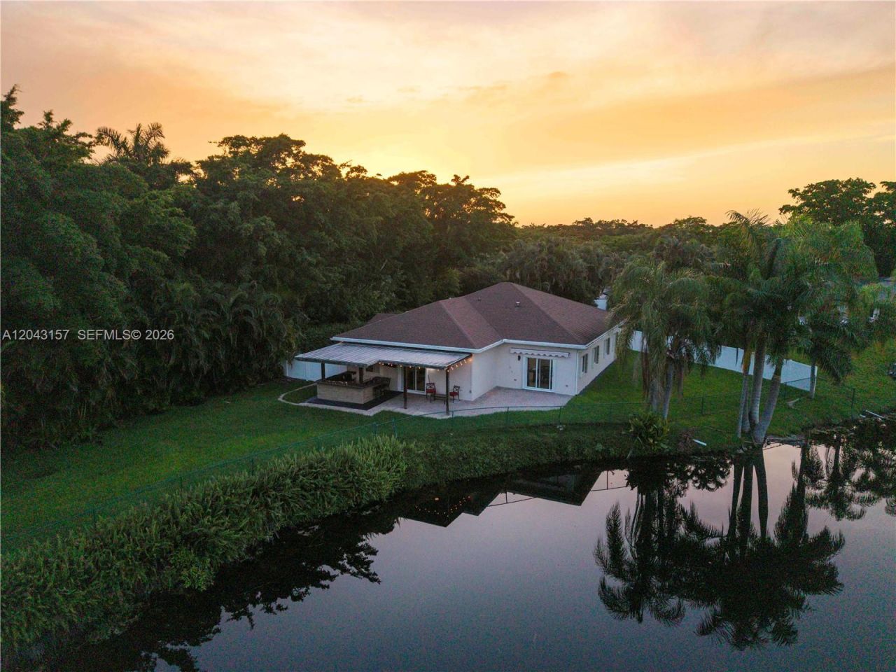 720 S Old Nob Hill Rd, Plantation, FL 33324 Photo