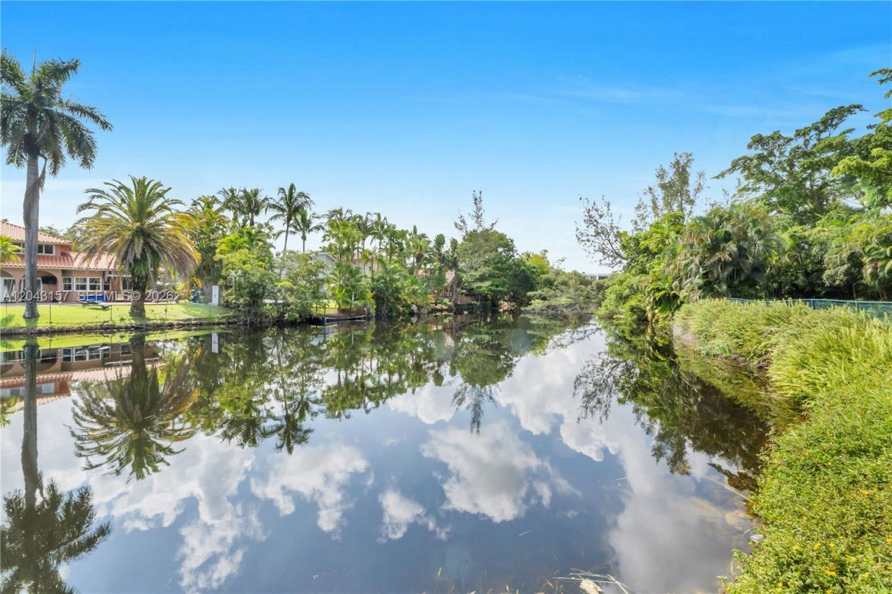 720 S Old Nob Hill Rd , Plantation, FL 33324 Photo