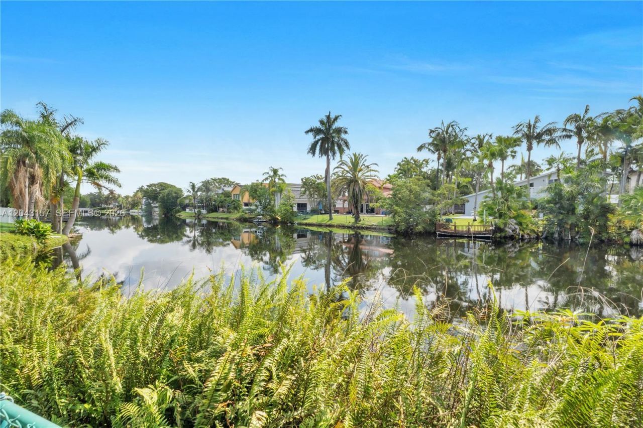 720 S Old Nob Hill Rd , Plantation, FL 33324 Photo
