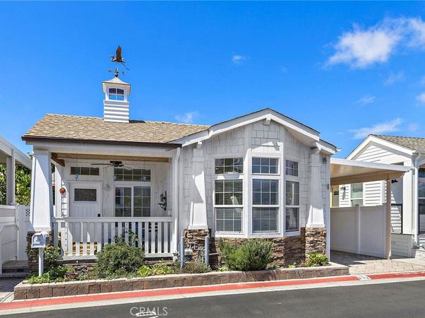 252 Mayflower, Newport Beach, CA 92660