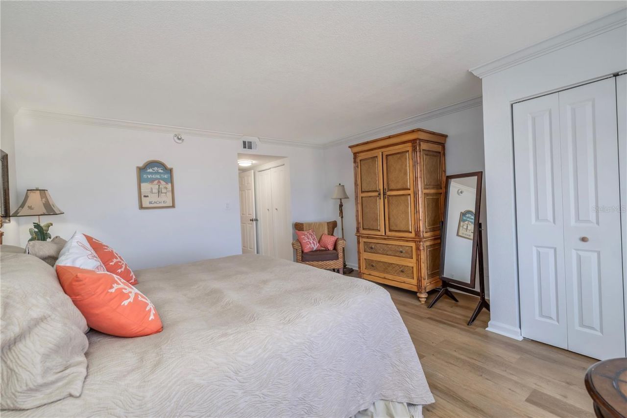 5501 Atlantic, Unit 107, New Smyrna Beach, FL 32169 Photo