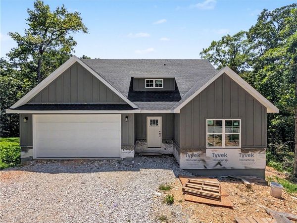 7 Bexhill Circle , Bella Vista, AR 72714
