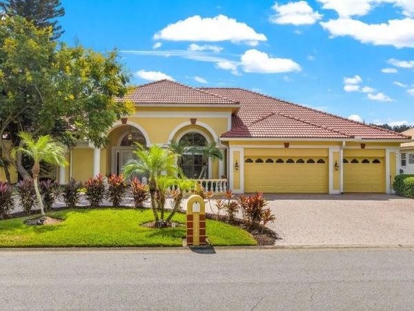 30324 LAURELWOOD LANE , WESLEY CHAPEL, FL 33543
