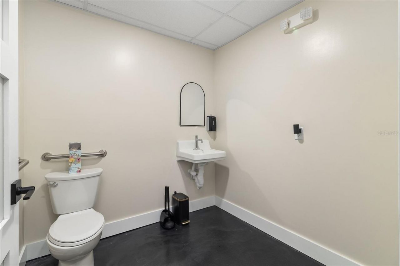 1900 Tamiami Trail, Unit C & D, Punta Gorda, FL 33950 Photo