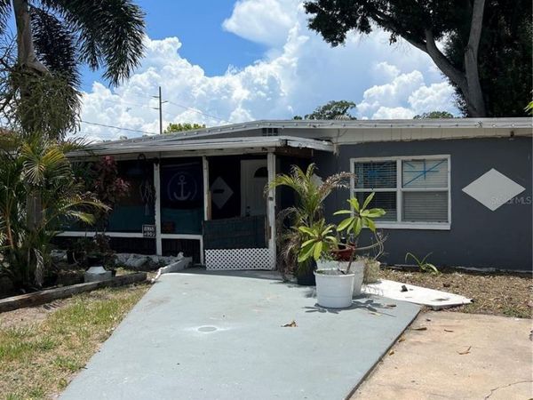 5808 N LOIS AVENUE , TAMPA, FL 33614