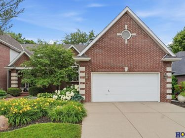 6425 Lone Tree Drive, Lincoln, NE 68512