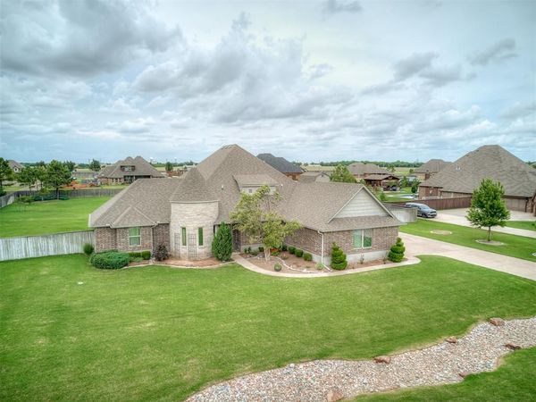 6801 SW 92nd Street, Oklahoma City, OK 73169