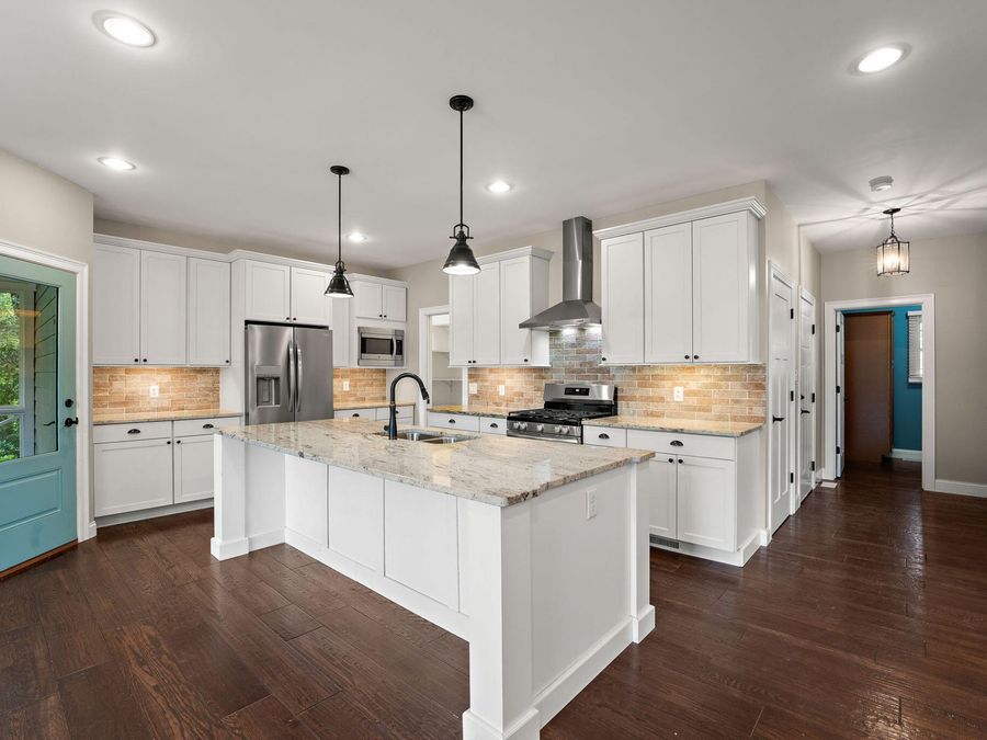 Property Image 8