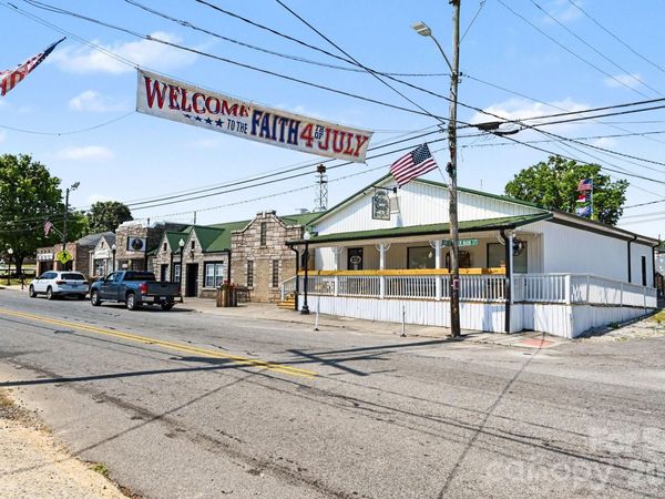 115 Main Street N, Faith, NC 28041