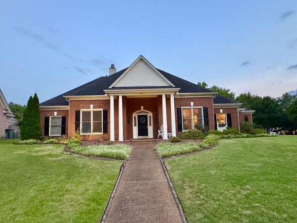 8971 WALNUT LEAF CV, Memphis, TN 38018