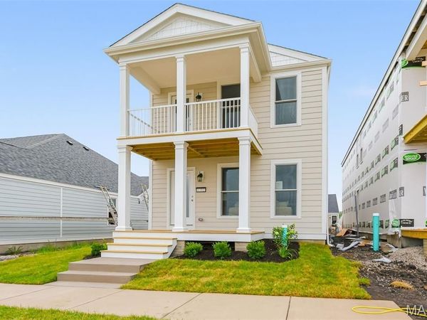 1752 Dyess Street , St Charles, MO 63301