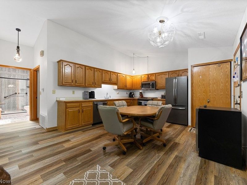 808 Ryan Road, Unit Apt 14, Medina, OH 44256 Photo 12