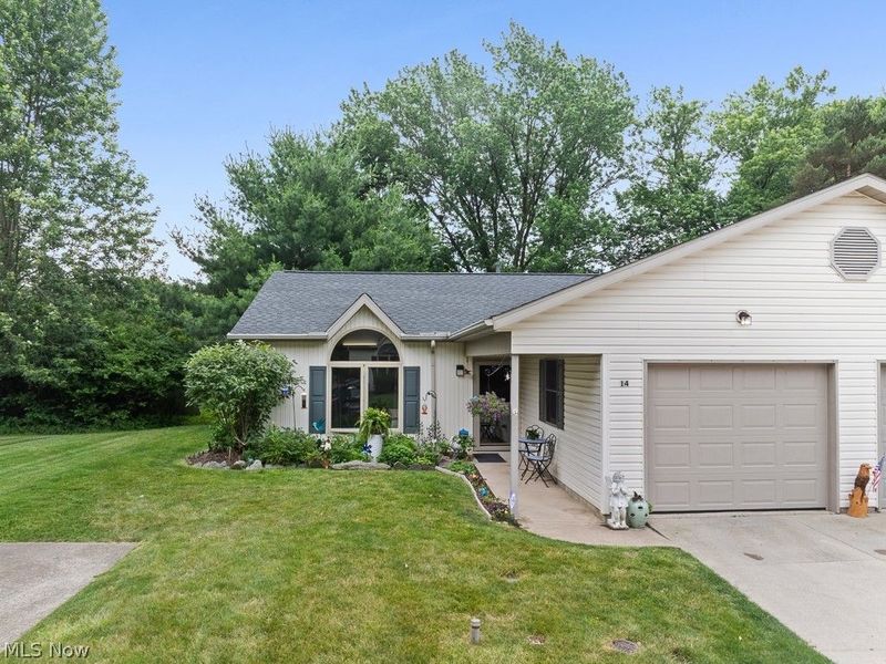 808 Ryan Road, Unit Apt 14, Medina, OH 44256 Photo 2