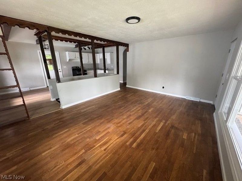 972 NW Southern Boulevard, Warren, OH 44485 Photo 3