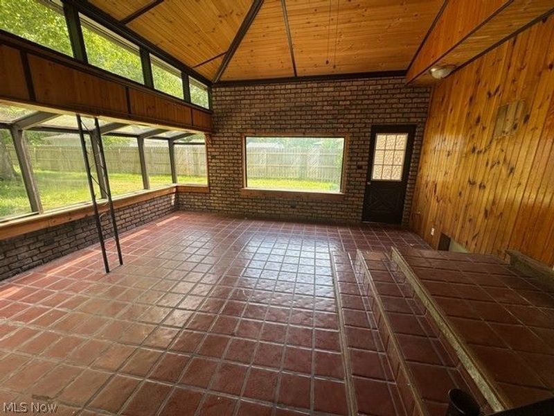 972 NW Southern Boulevard, Warren, OH 44485 Photo 31