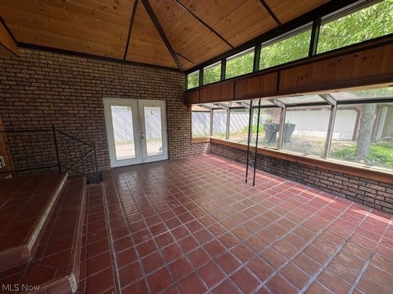 972 NW Southern Boulevard, Warren, OH 44485 Photo 32