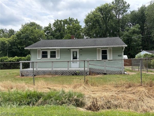 2418 Hillstock Avenue , Akron, OH 44312
