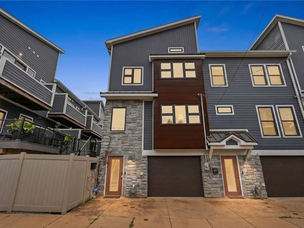 2652 Larkins Way, Pittsburgh, PA 15203