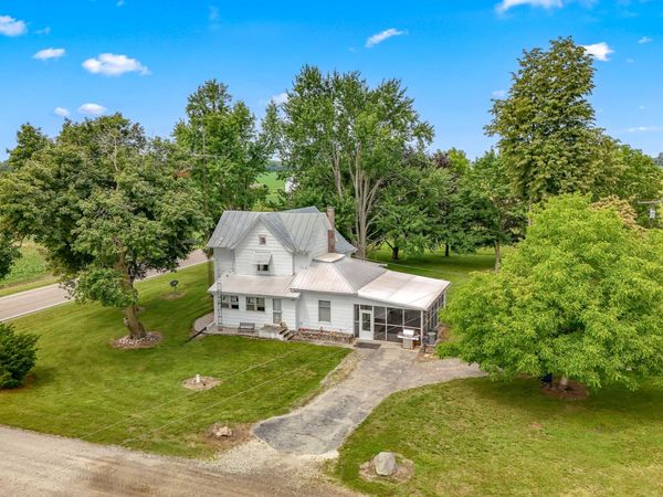 7980 E Territorial Road, Waldron, MI 49288