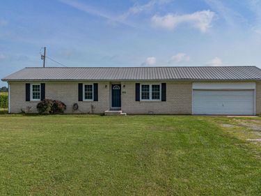 9676 Kentucky 121 N, Farmington, KY 42040