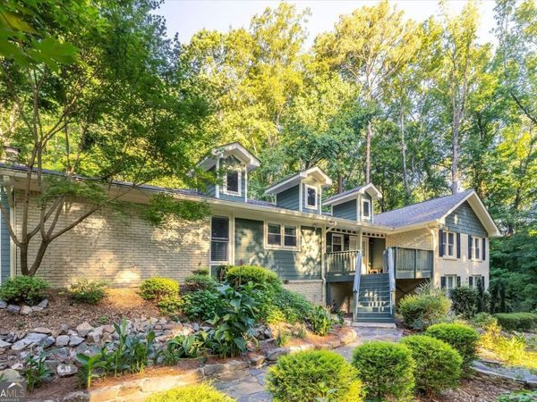 2210 Rosser Place, Smoke Rise, GA 30087