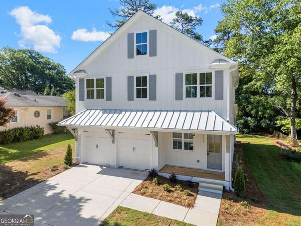 962 Mclinden Avenue SE, Smyrna, GA 30080