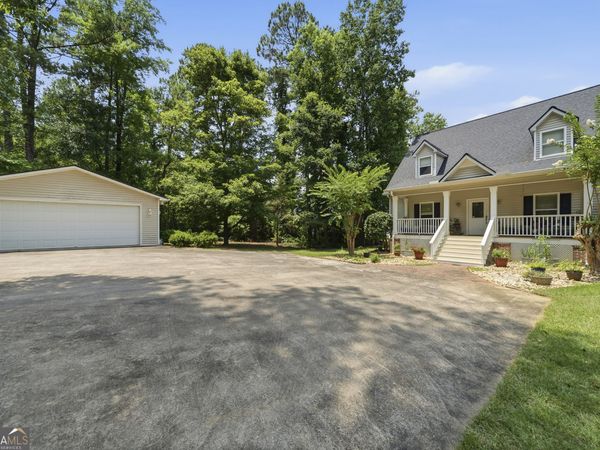 2660 Lakecrest Drive, Sparta, GA 31087