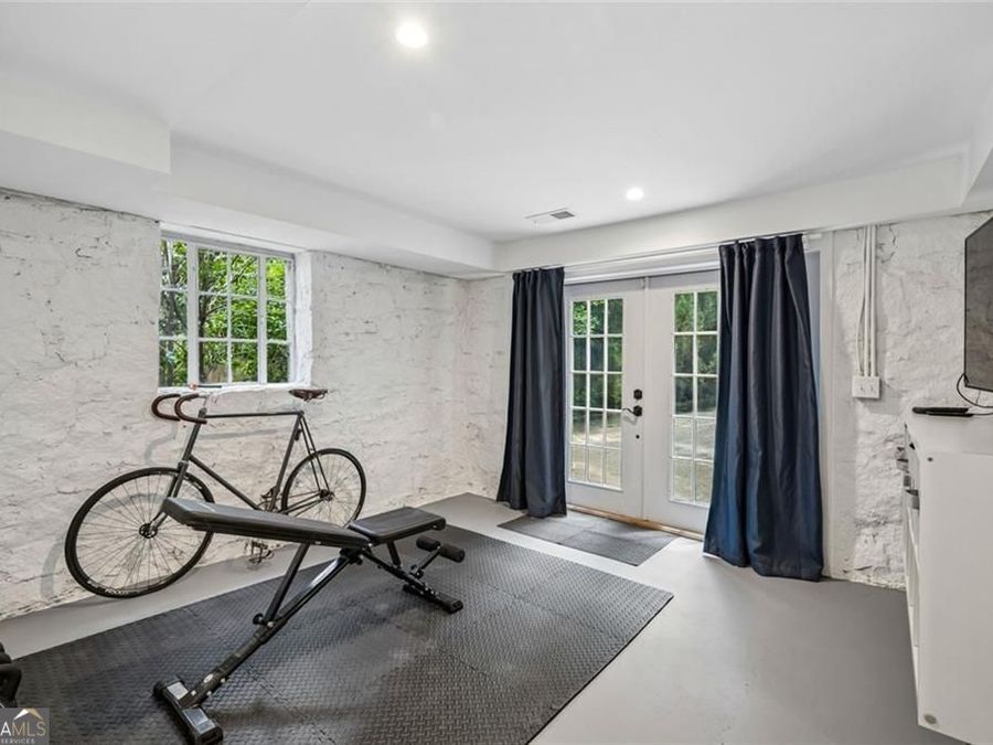 Property Image 44