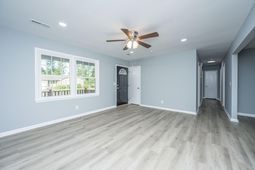 104 Forest Lane photo 4