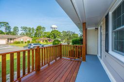 104 Forest Lane photo 4