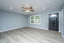104 Forest Lane photo 4