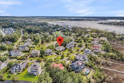2744 Fountainhead Way photo 4