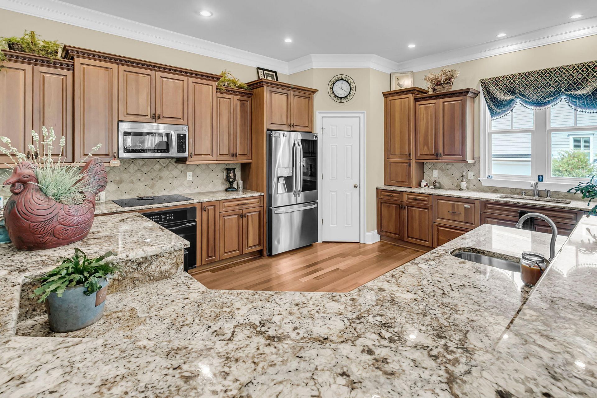 2744 Fountainhead Way Photo 22