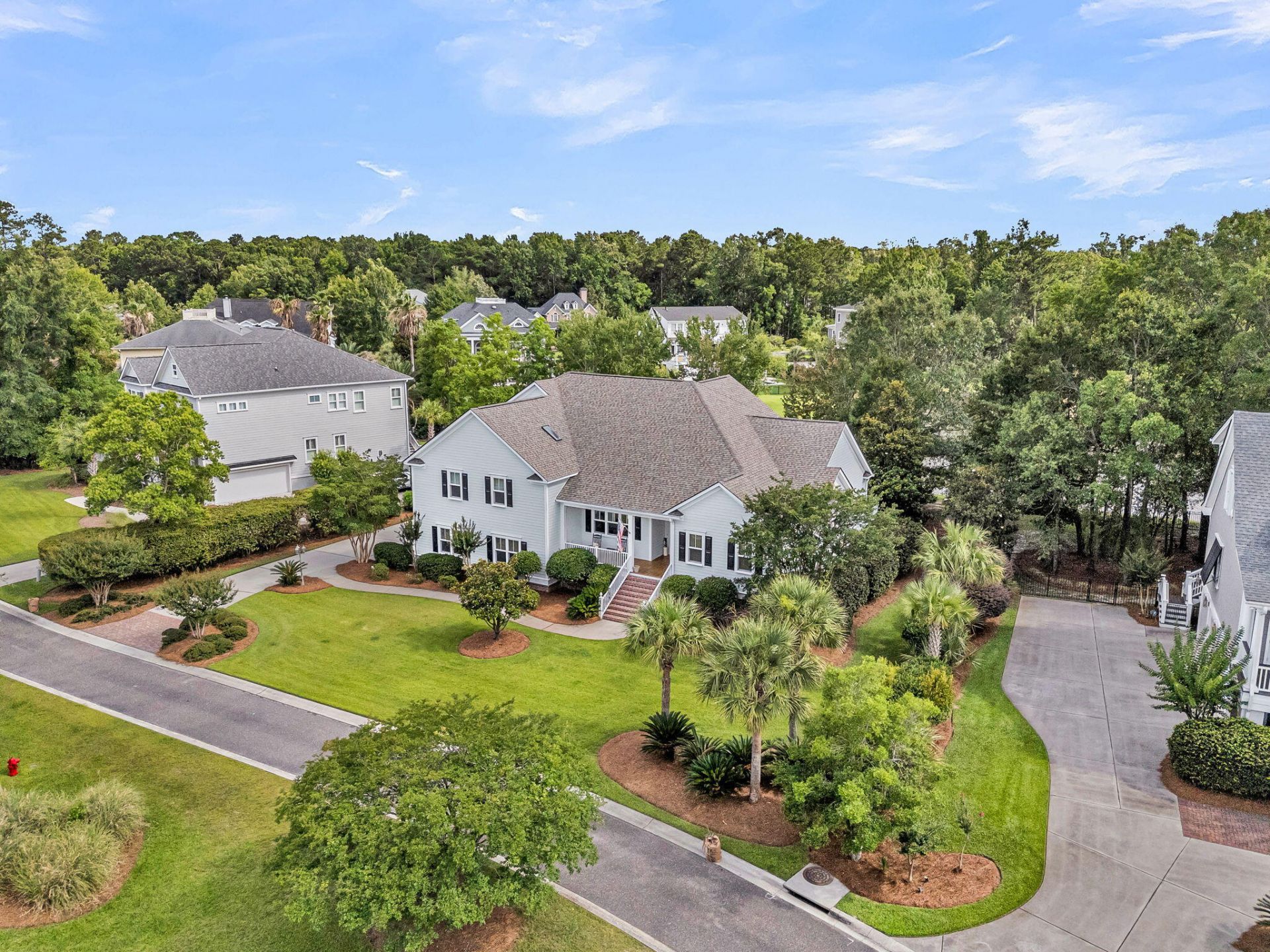 2744 Fountainhead Way Photo 4