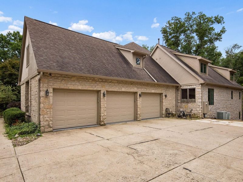 285 Partridge Bend, Powell, OH 43065 Photo 11