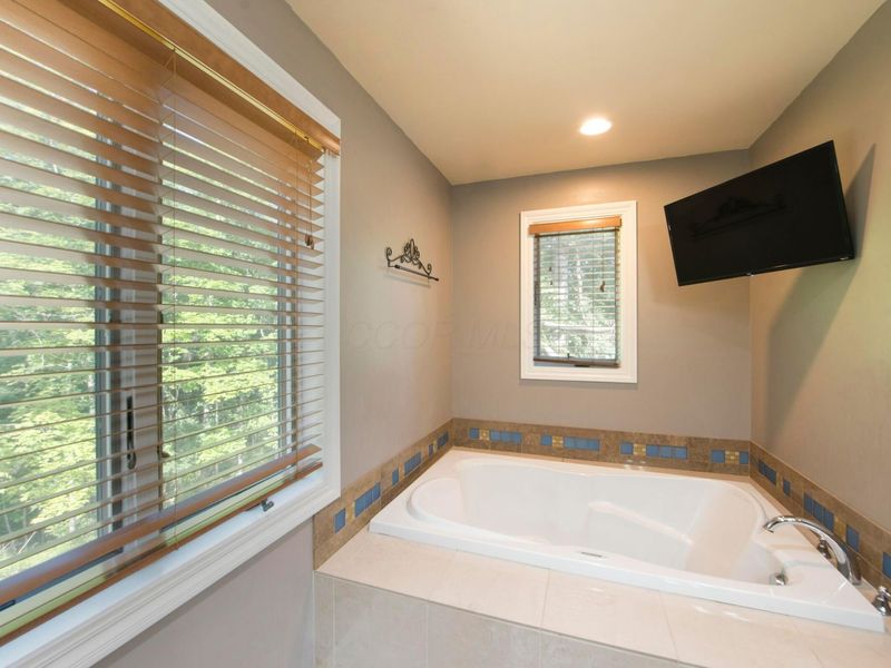 285 Partridge, Powell, OH 43065 Photo 26